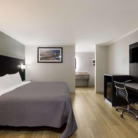 Quality Inn Tallahassee Near University Екстер'єр фото