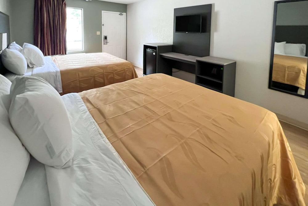 Quality Inn Tallahassee Near University Екстер'єр фото