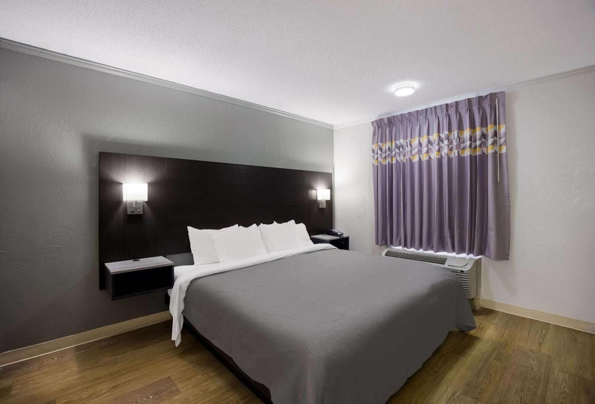 Quality Inn Tallahassee Near University Екстер'єр фото