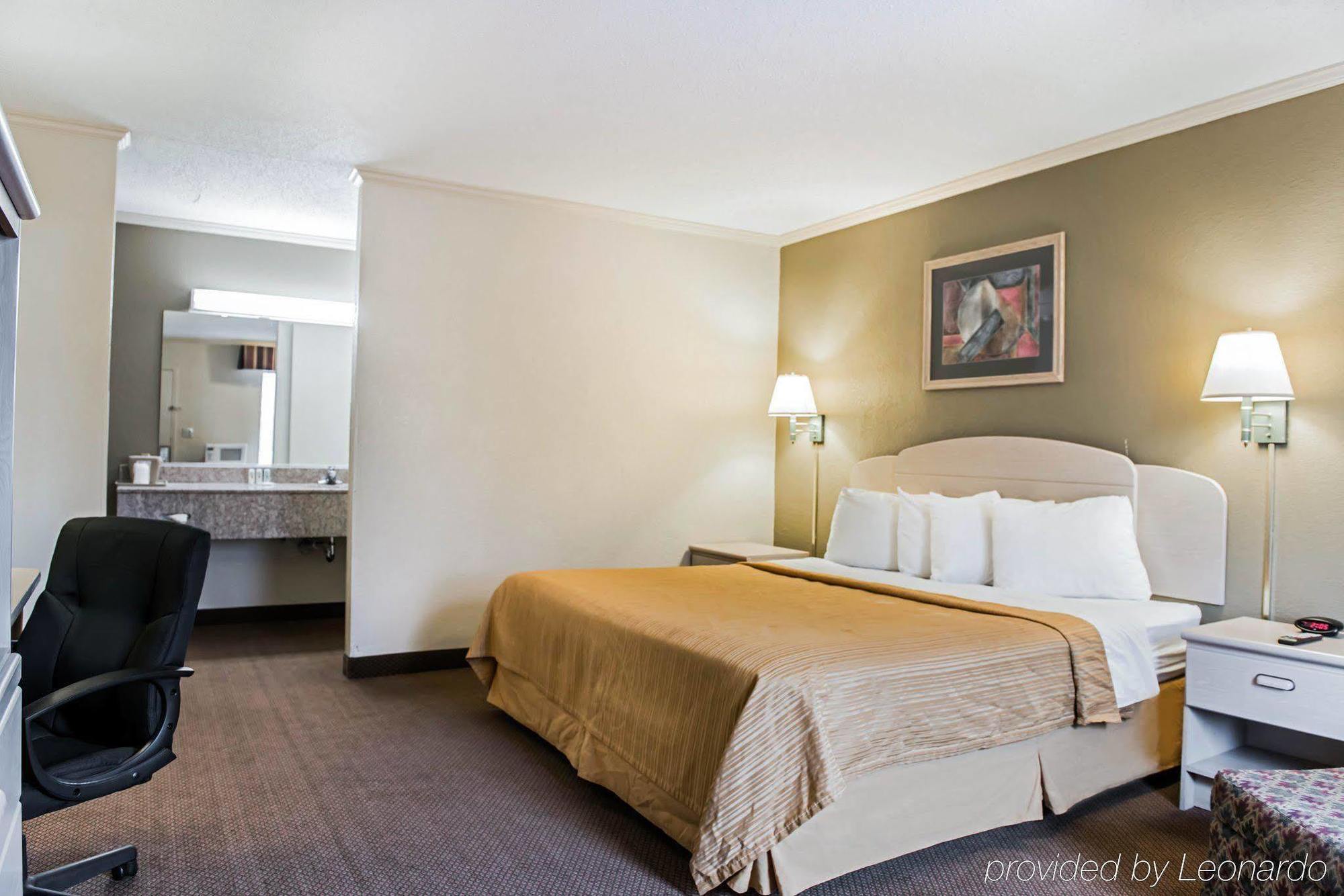 Quality Inn Tallahassee Near University Екстер'єр фото